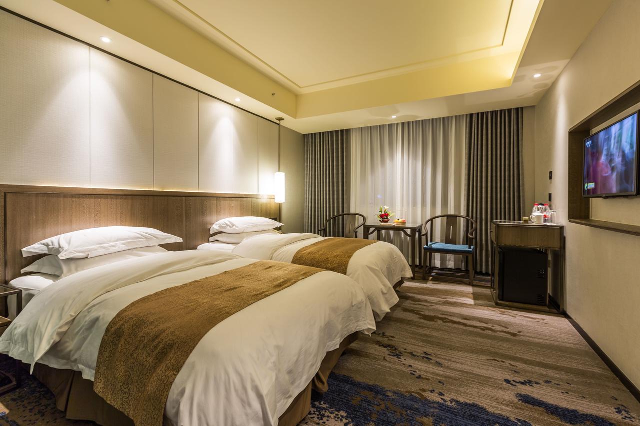 Oriental Hotel Tong Xiang Jiaxing Exteriör bild
