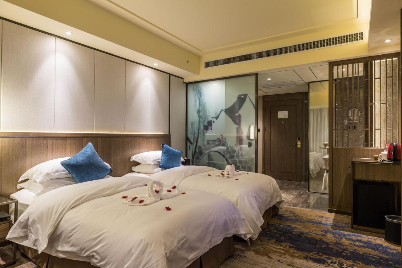 Oriental Hotel Tong Xiang Jiaxing Exteriör bild